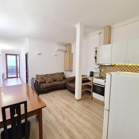 Flat With Balcony On Cascade Διαμέρισμα Γιερεβάν Εξωτερικό φωτογραφία