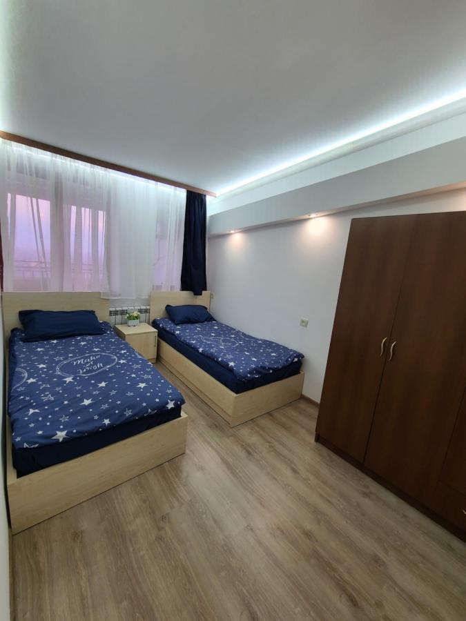 Flat With Balcony On Cascade Διαμέρισμα Γιερεβάν Εξωτερικό φωτογραφία